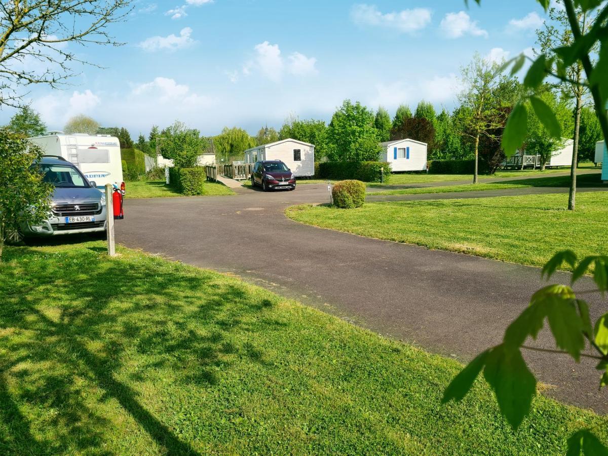 Resort & Camping - Val De Braye Besse-sur-Braye Экстерьер фото