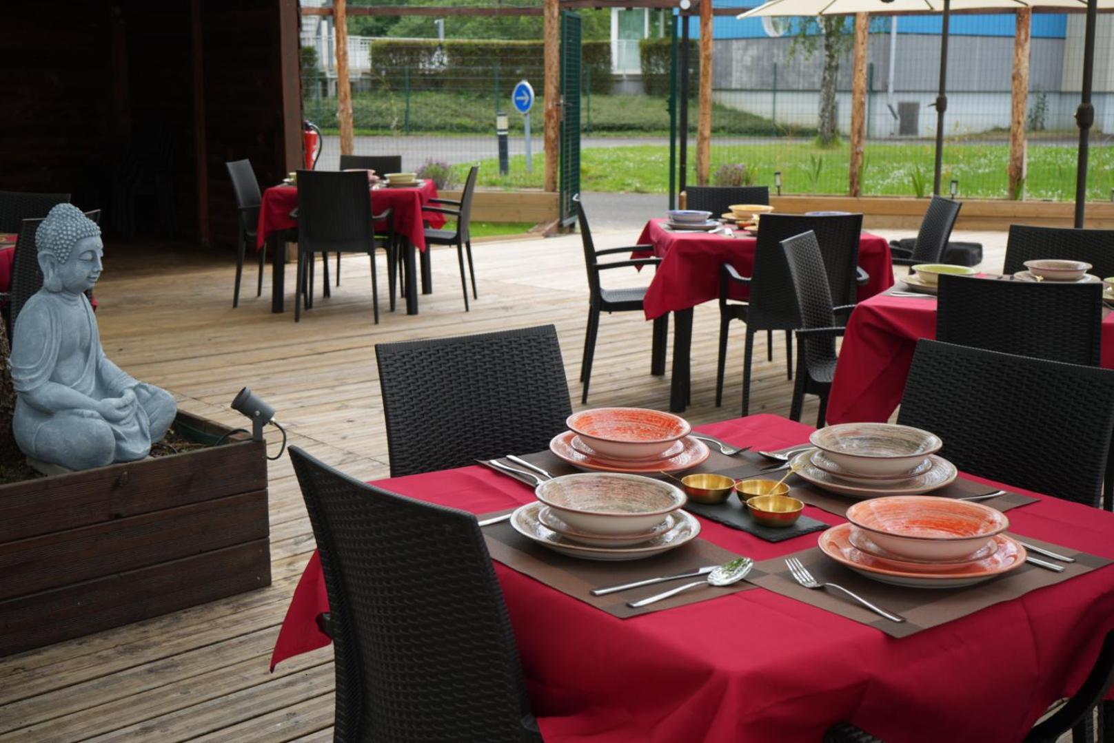 Resort & Camping - Val De Braye Besse-sur-Braye Экстерьер фото